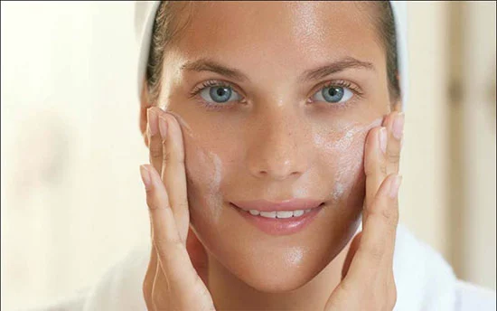 Remove-tattoo-baking-soda